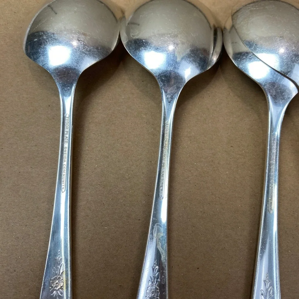 VTG 1941 Tudor Fantasy Silverware Set 58pc Service for 12 Floral Silverplate